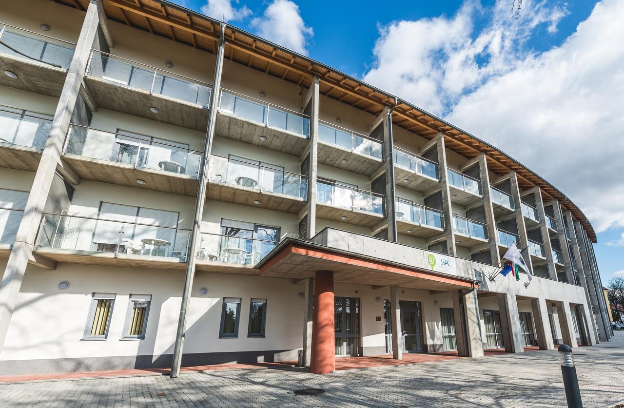 Harkanyi Psoriasis Centrum Εξωτερικό φωτογραφία